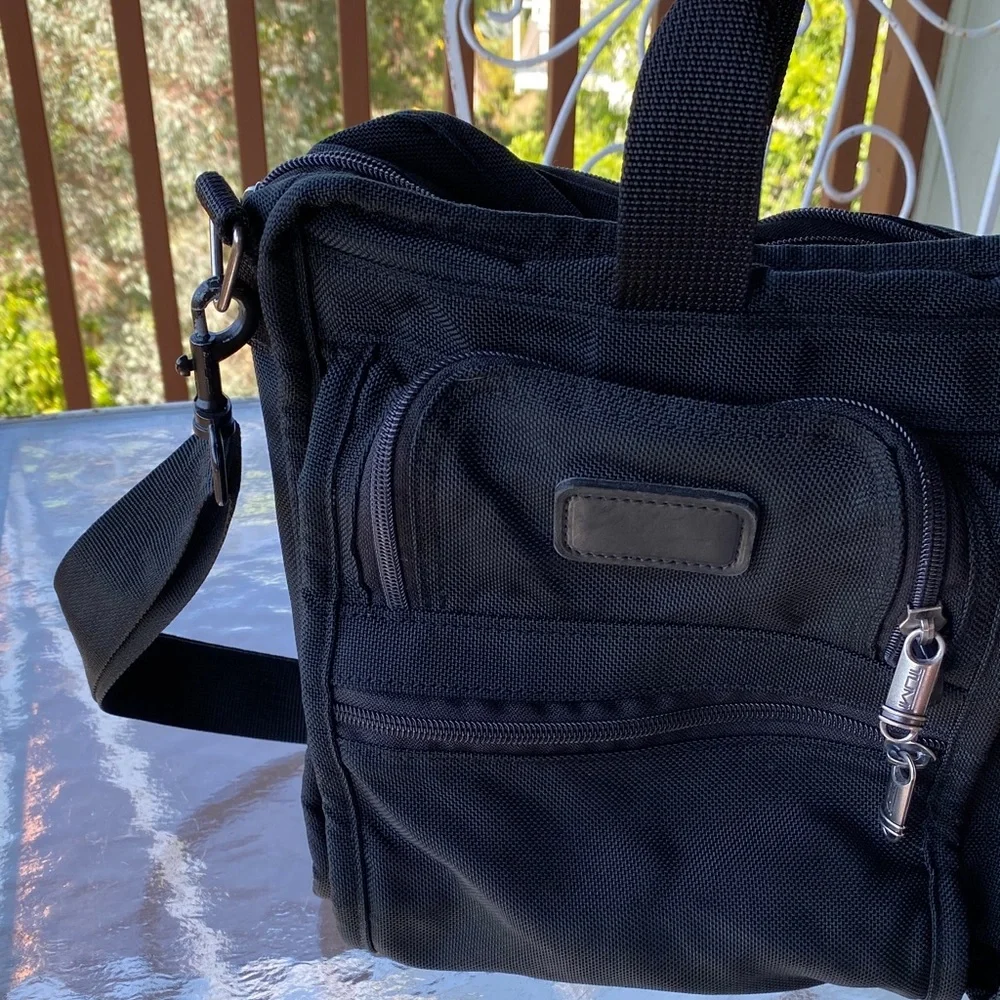 Tumi Limited Edition computer laptop bag detail Metal – Black with Silver Trim